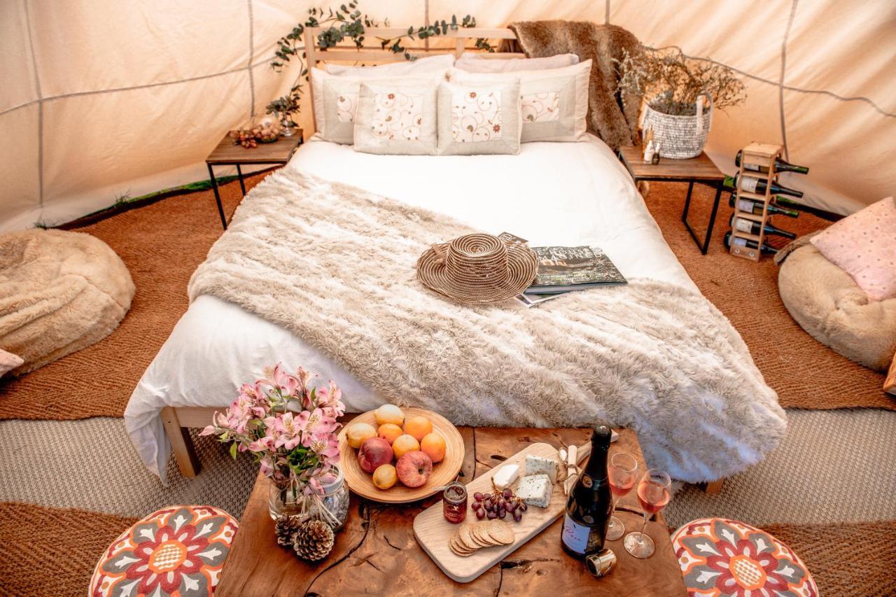 Hotel Oastbrook Glamping Bodiam Esterno foto