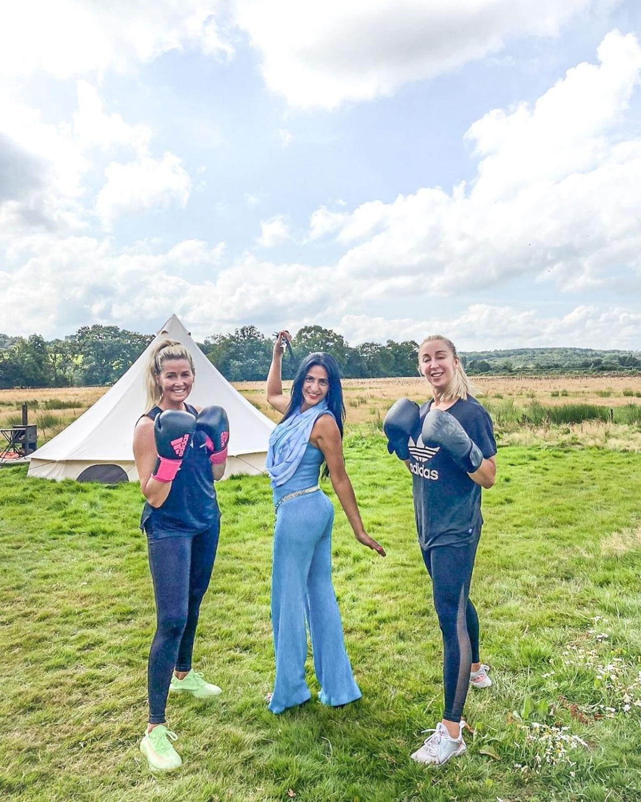 Hotel Oastbrook Glamping Bodiam Esterno foto